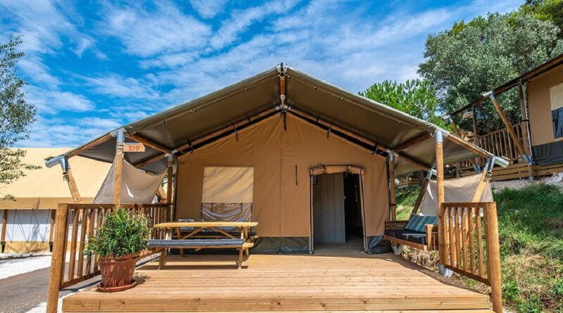 Luxury safari tent Wood complete